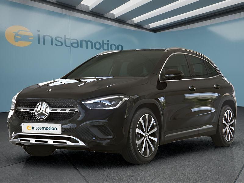 Schwarz Gebraucht 2022 Mercedes GLA250 SUV | 39.949 € (Etwas zu teuer) - Bild 1/4
