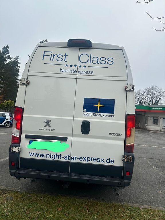 Gebraucht Peugeot Boxer 131 PS (96 kW) 2017 Weiß Van