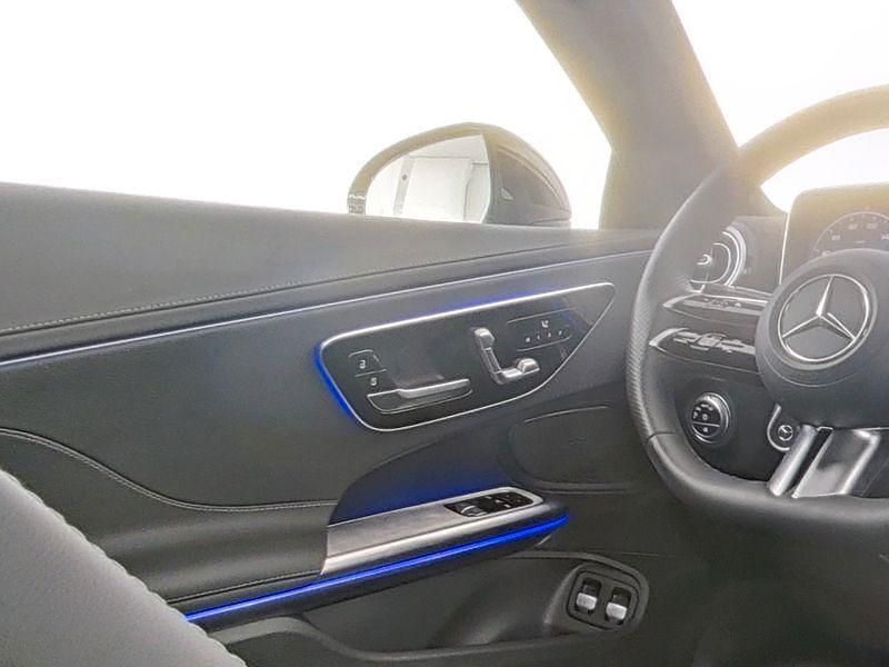 Gebraucht Mercedes CLE300 AMG 204 PS (150 kW) 2024 Obsidianschwarz metallic Coupé