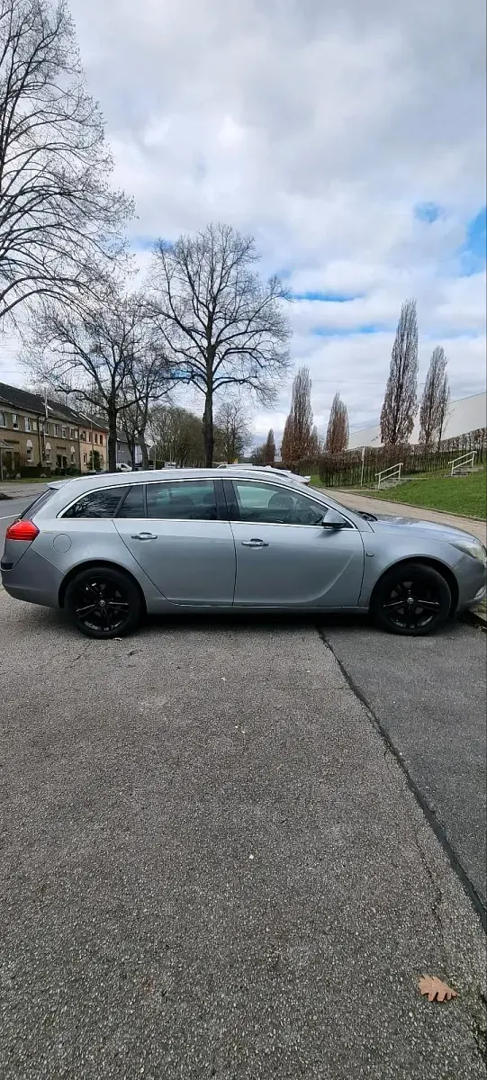 Gebraucht Opel Insignia 160 PS (117 kW) 2012 Grau Kombi