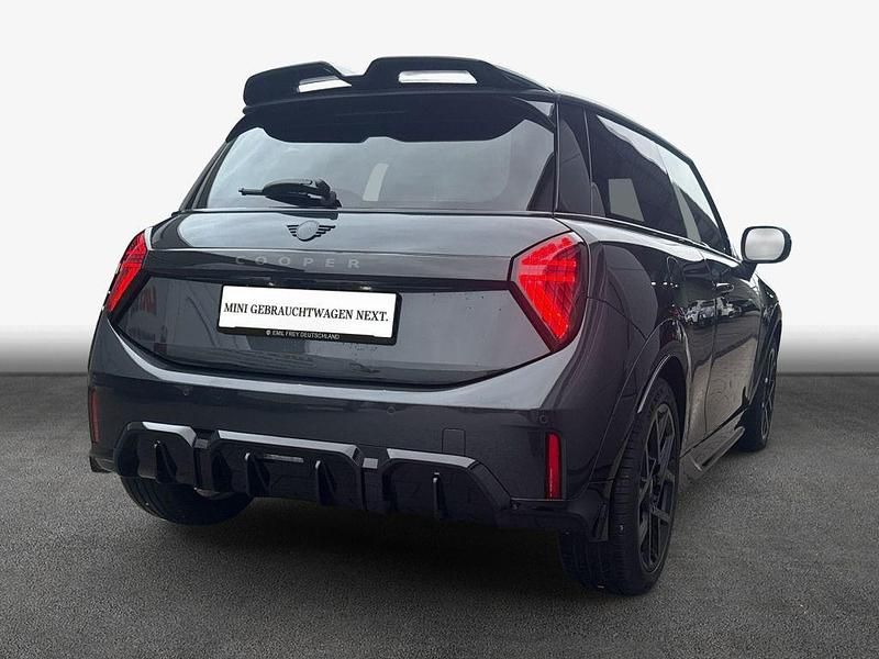 Gebraucht Mini John Cooper Works 156 PS (114 kW) 2024 Legend grey merallic Kleinwagen