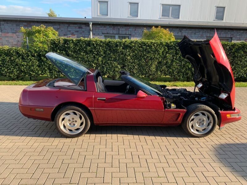 Rot metallic Gebraucht 1995 Corvette C4 Coupé | 25.900 € - Bild 1/4