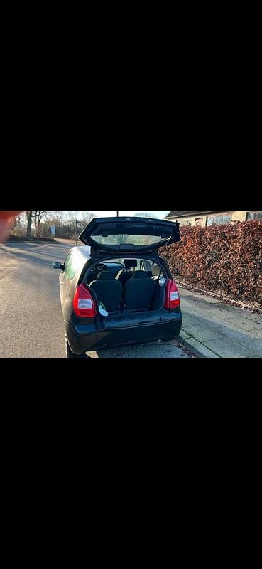 Gebraucht Citroën C2 60 PS (44 kW) 2009 Schwarz Kleinwagen