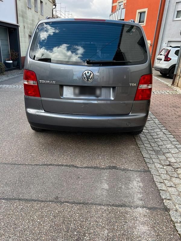 Gebraucht VW Touran 140 PS (102 kW) 2005 Grau Van / Kleinbus