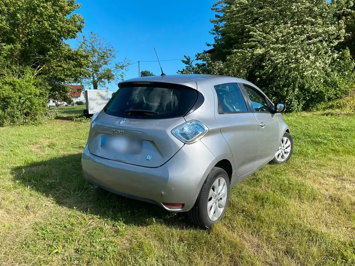 Gebraucht Renault Zoe 42 kW (58 PS) 2016 Silber Kleinwagen