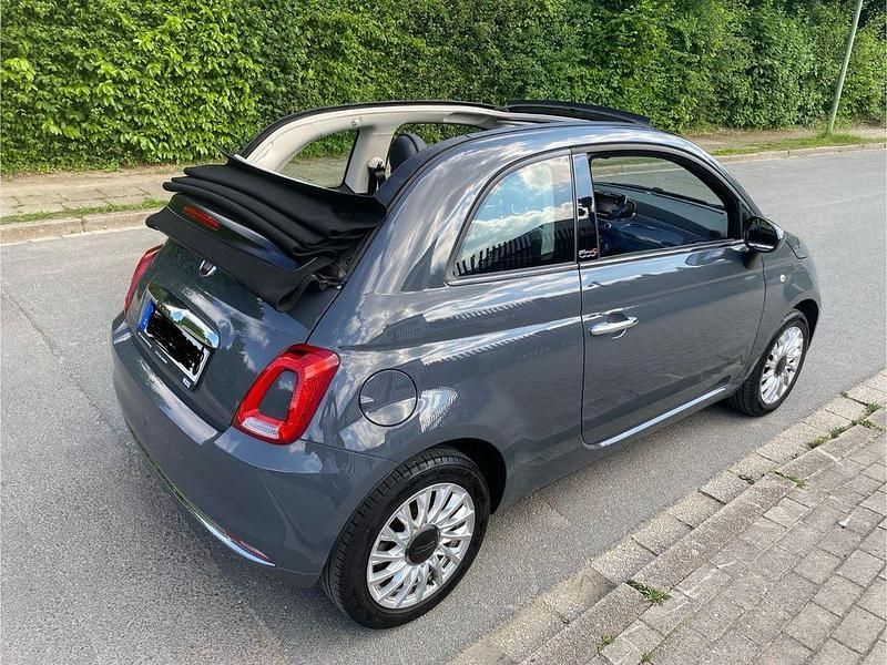 Grau Gebraucht 2018 Fiat 500C Mirror Cabrio | 8.699 € (Guter Preis) - Bild 1/4