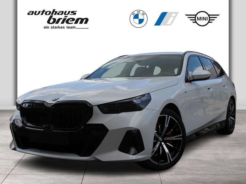 Weiß Gebraucht 2024 BMW 520 M Sport Limousine | 59.790 € (Fairer Preis) - Bild 1/4
