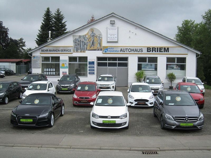 Blau Gebraucht 2015 Opel Corsa Edition Kleinwagen | 9.800 € - Bild 1/1