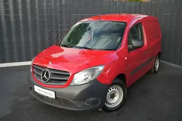 Usado Mercedes Citan 108 75 CV (55 kW) 2014 Berlina