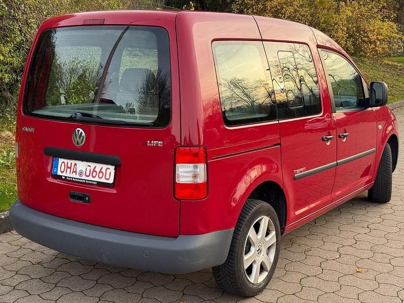 Gebraucht VW Caddy Team 80 PS (58 kW) 2010 Rot Van / Kleinbus
