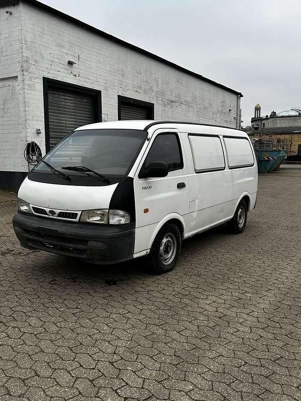 Weiß Gebraucht 2001 Kia Bongo Van | 2.300 € - Bild 1/4