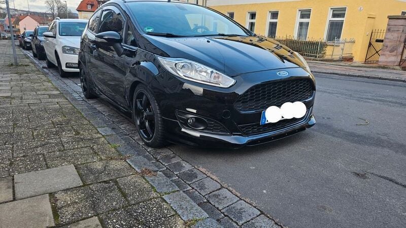 Schwarz Gebraucht 2017 Ford Fiesta ST-Line Kleinwagen | 9.500 € (Guter Preis) - Bild 1/4