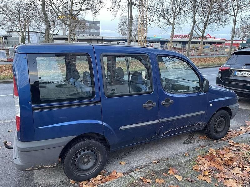 Gebraucht Fiat Doblò 103 PS (75 kW) 2005 Blau Van / Kleinbus