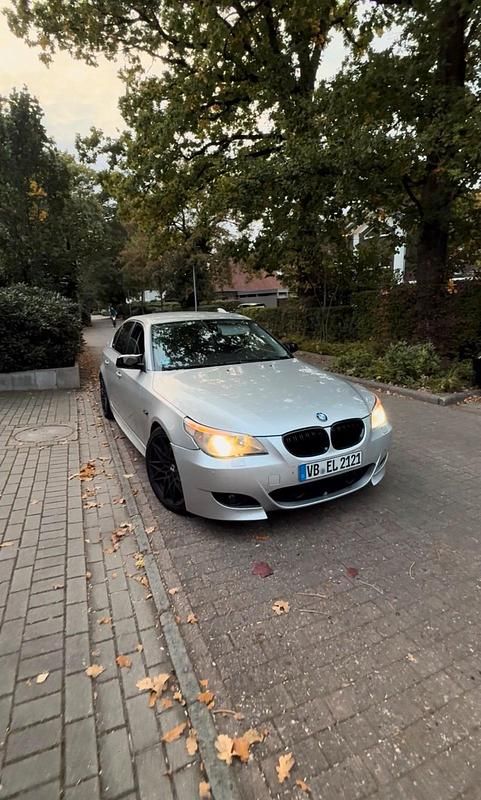 Silber Gebraucht 2007 BMW 535 M Sport Limousine | 6.999 € (Fairer Preis) - Bild 1/4