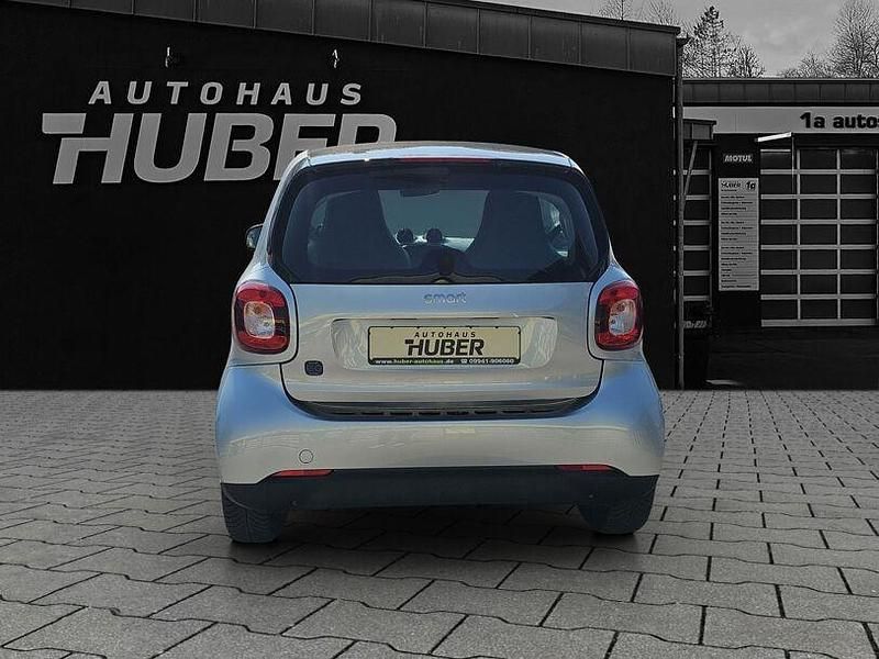 Gebraucht Smart ForTwo Electric Drive 60 kW (82 PS) 2021 Silber Kleinwagen