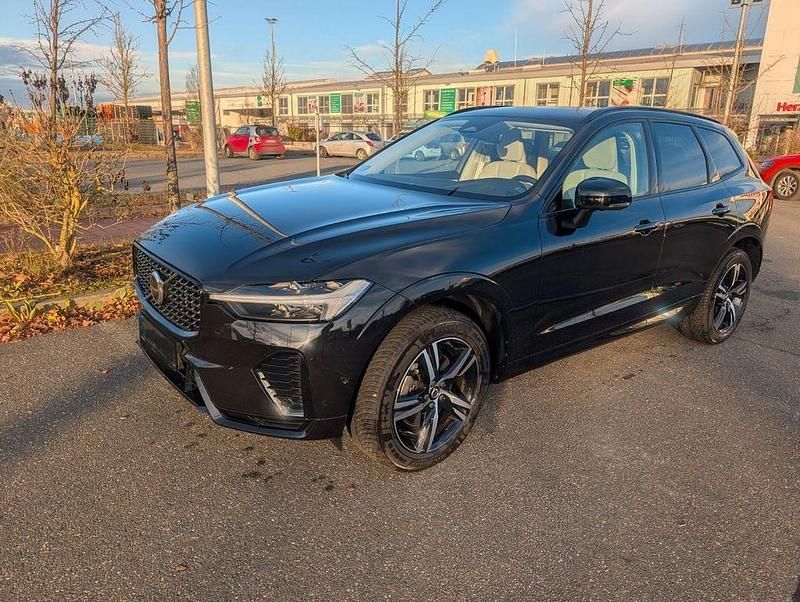 Schwarz Gebraucht 2023 Volvo XC60 Plus SUV | 41.500 € (Guter Preis) - Bild 1/4