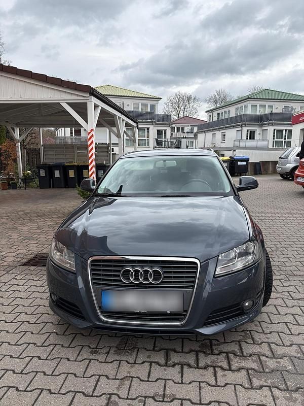 Gebraucht Audi A3 116 PS (85 kW) 2009 Grau Kleinwagen
