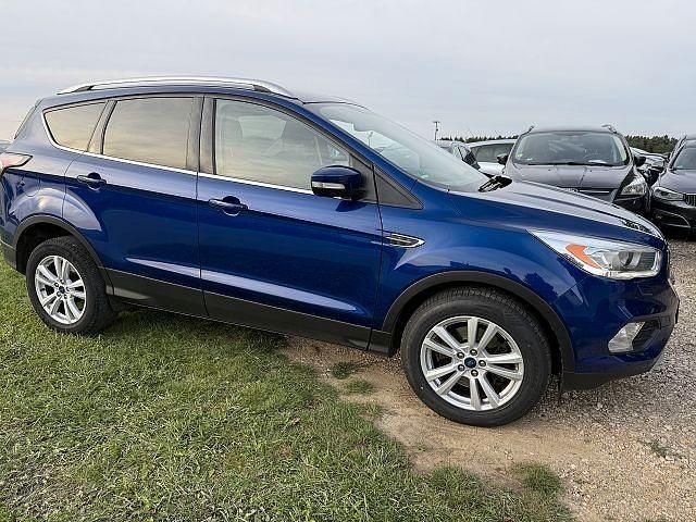 Gebraucht Ford Kuga Cool & Connect 120 PS (88 kW) 2017 Blau SUV
