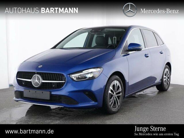Lack spektralblau Gebraucht 2023 Mercedes B250e Progressive Van / Kleinbus | 36.500 € (Teuer) - Bild 1/4