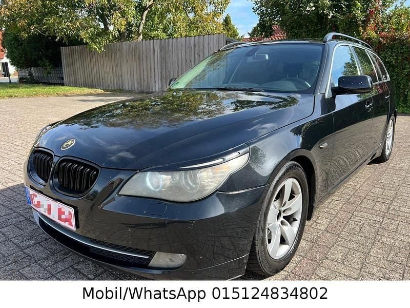 Gebraucht BMW 525 197 PS (144 kW) 2007 Schwarz Kombi