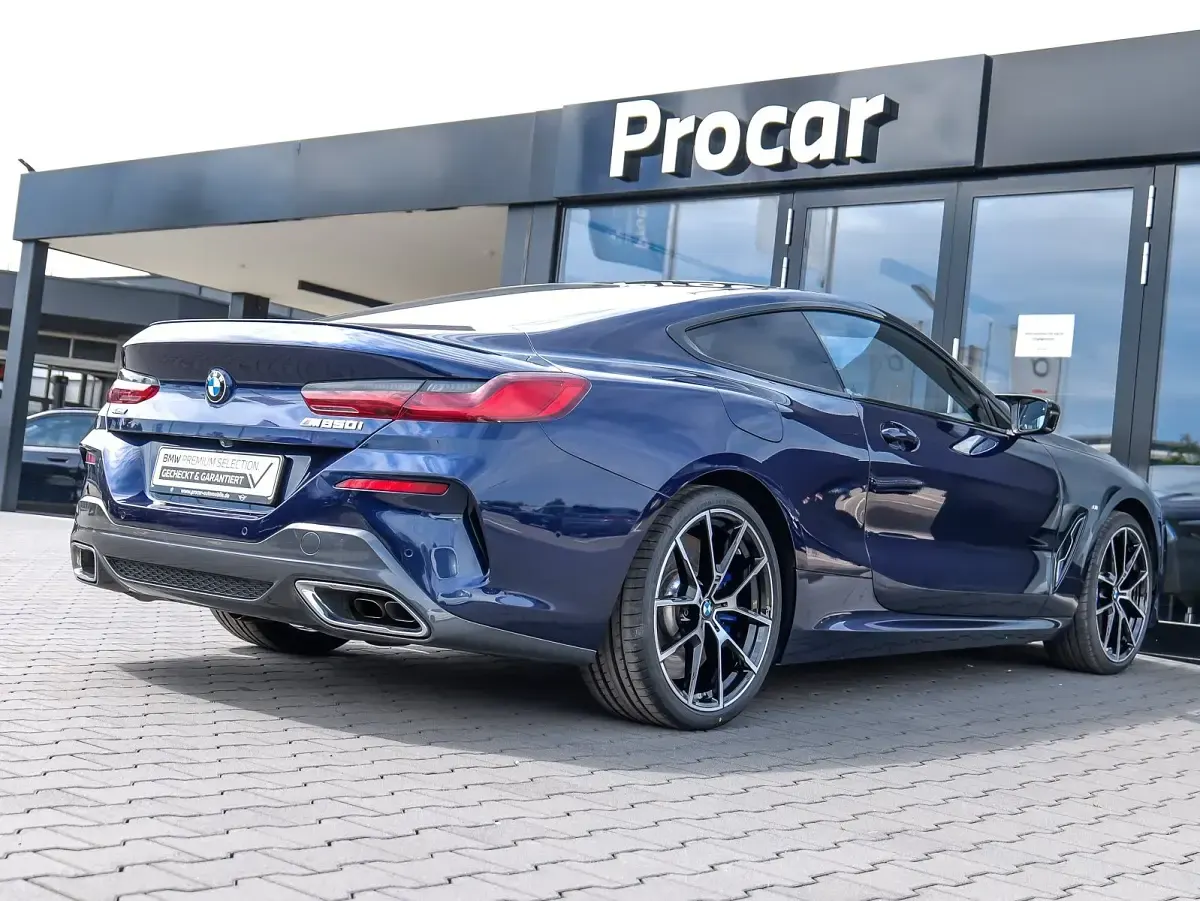 Gebraucht BMW M850 M Sport 530 PS (389 kW) 2025 Blau Coupé