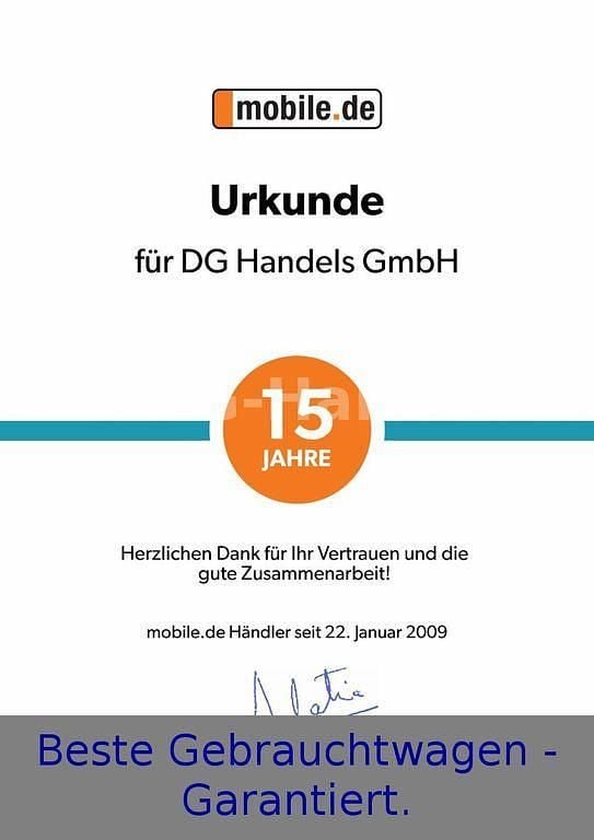 Schwarz Gebraucht 2012 Mercedes C200 Limousine | 11.990 € (Etwas zu teuer) - Bild 1/3