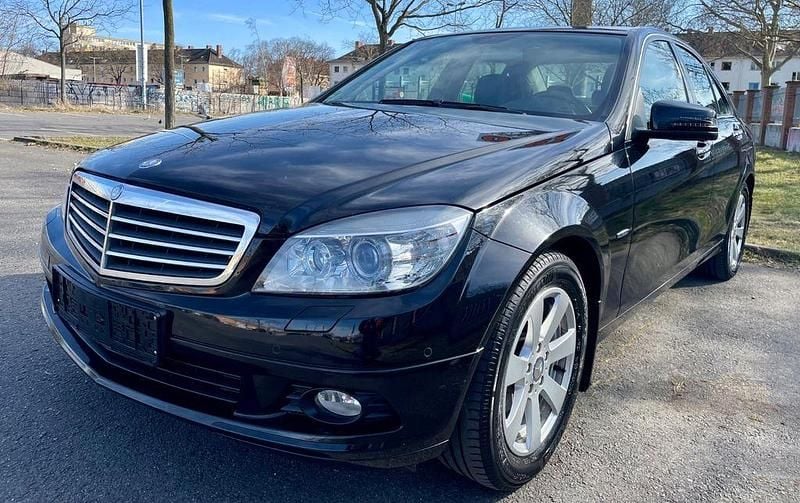 Gebraucht Mercedes C180 156 PS (114 kW) 2009 Schwarz Limousine