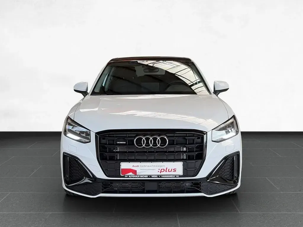 Gebraucht Audi Q2 S-Line 190 PS (139 kW) 2025 Weiss SUV