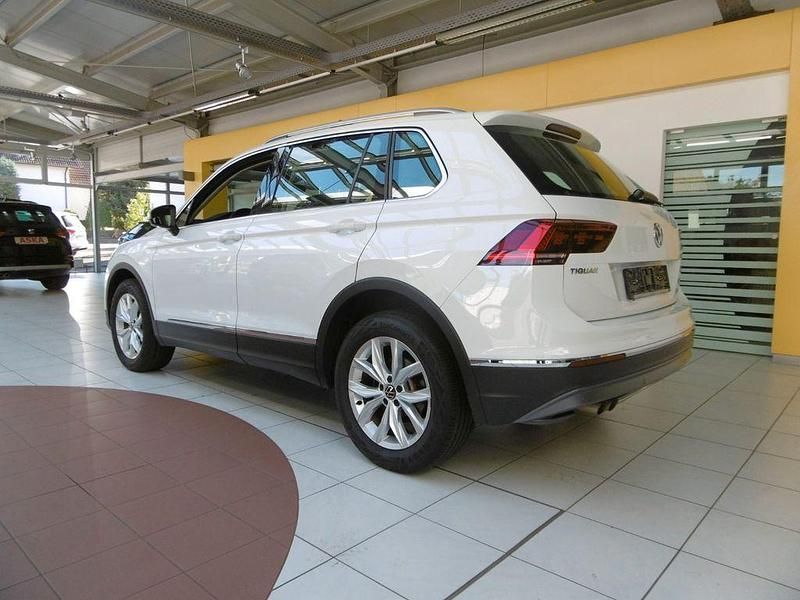 Gebraucht VW Tiguan Highline 190 PS (139 kW) 2020 Weiß SUV