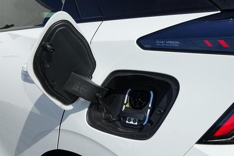 Nowe MG MG4 EV Luxury 150 kW (204 KM) 2025 Metallic Hatchback