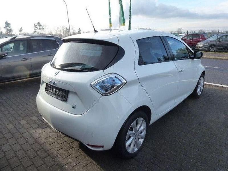 Gebraucht Renault Zoe Intens 42 kW (58 PS) 2015 Weiß Kleinwagen