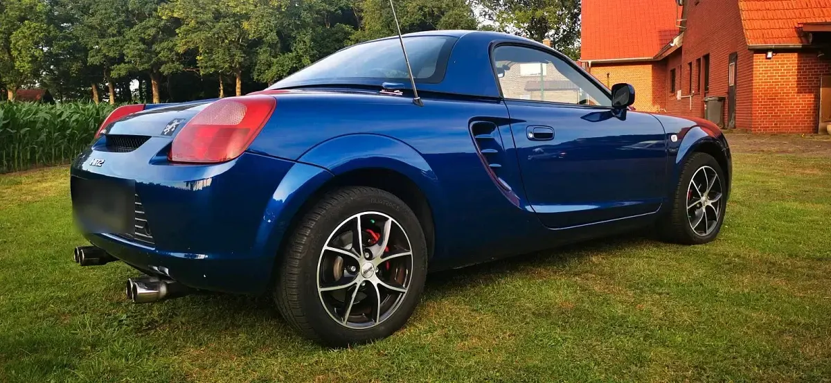 Gebraucht Toyota MR2 140 PS (102 kW) 2000 Blau Cabrio