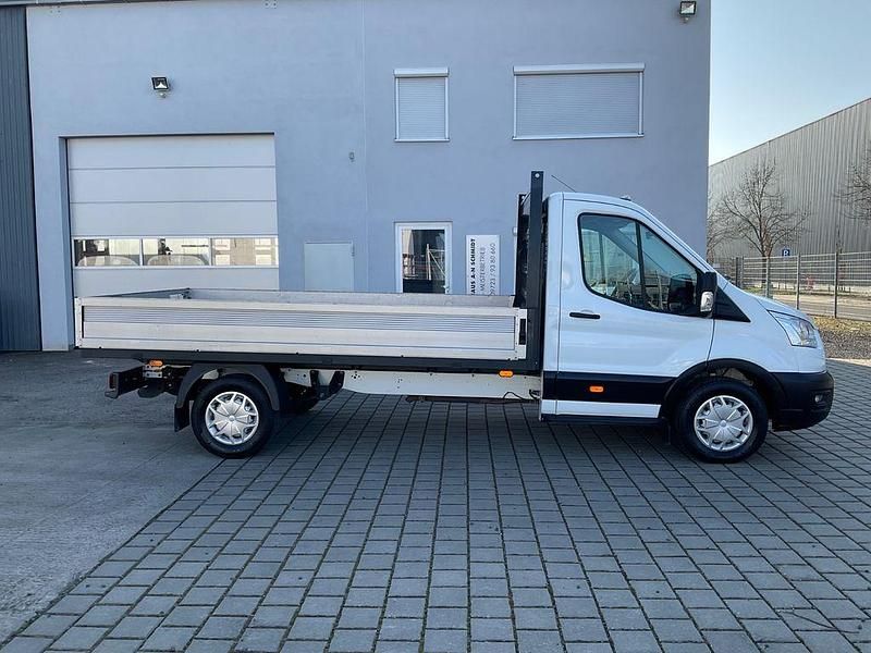 Gebraucht Ford Transit Trend 131 PS (96 kW) 2020 Frozen white