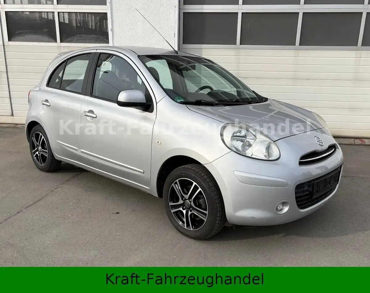 Gebraucht Nissan Micra Acenta 80 PS (58 kW) 2011 Silber Kleinwagen