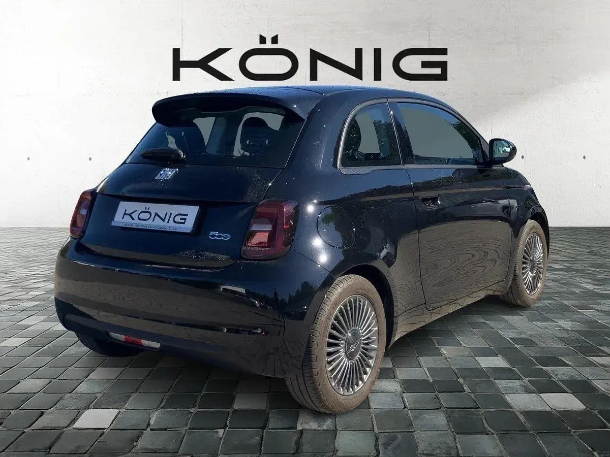 Gebraucht Fiat 500e Icon 86 kW (118 PS) 2024 Schwarz Kleinwagen