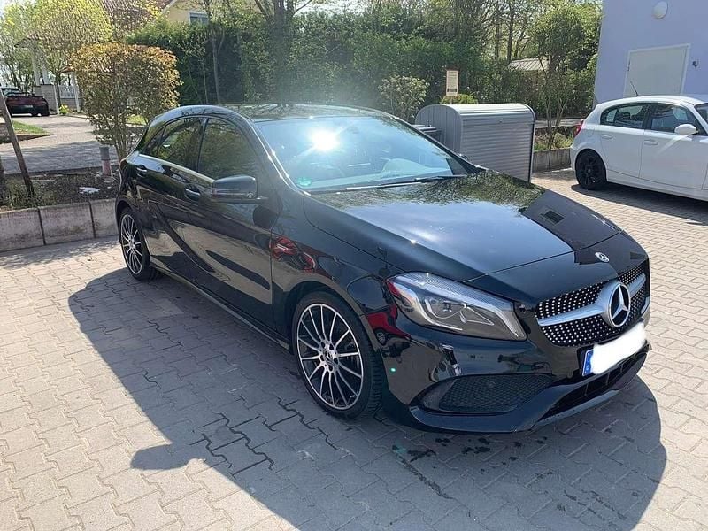 Gebraucht Mercedes A200 Edition 156 PS (114 kW) 2018 Schwarz Limousine