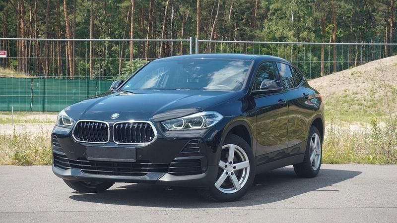 Schwarz Gebraucht 2022 BMW X2 Advantage SUV | 18.800 € (Superpreis) - Bild 1/4