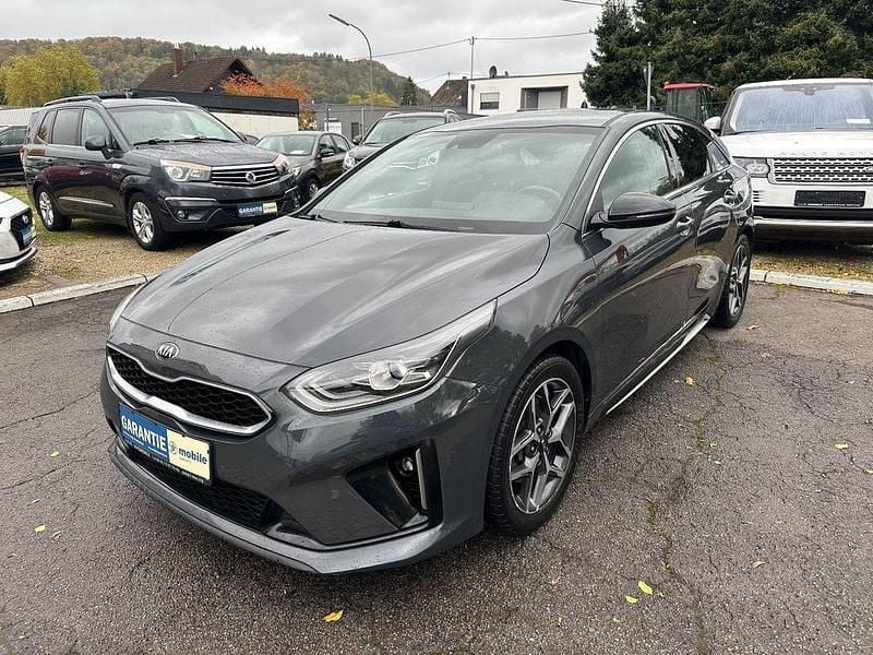 Gebraucht Kia ProCeed GT-Line 120 PS (88 kW) 2019 Grau Kleinwagen