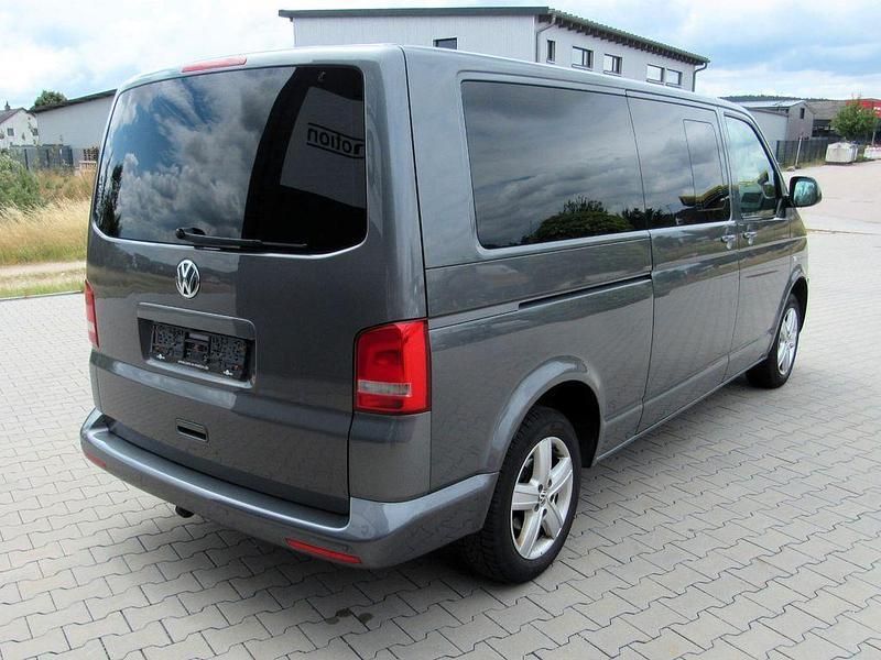 Gebraucht VW Multivan 204 PS (150 kW) 2012 Grau Van / Kleinbus