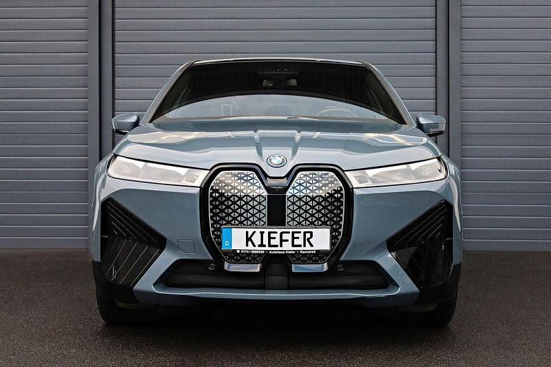 Gebraucht BMW iX Performance 455 kW (619 PS) 2022 Grau SUV