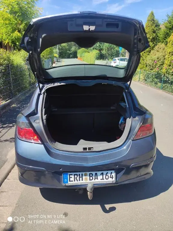 Gebraucht Opel Astra GTC 116 PS (85 kW) 2008 Blau Limousine