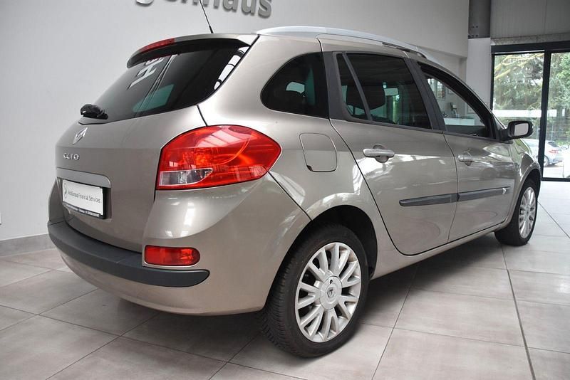 Gebraucht Renault Clio GrandTour Exception 111 PS (81 kW) 2009 Braun Kombi