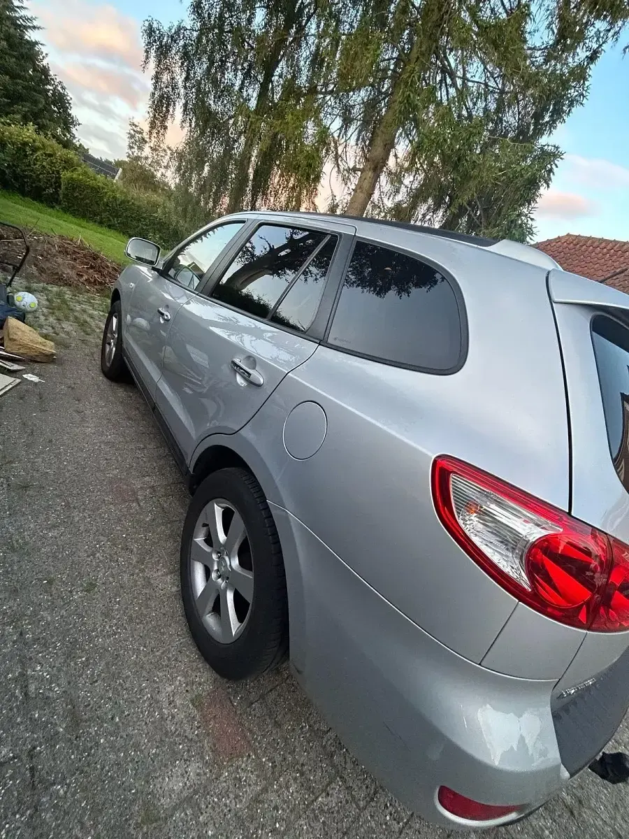 Gebraucht Hyundai Santa Fe 155 PS (114 kW) 2009 Grau SUV