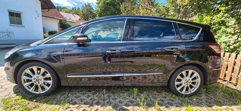 Schwarz Gebraucht 2017 Ford S-MAX Vignale Van / Kleinbus | 17.300 € (Superpreis) - Bild 1/4