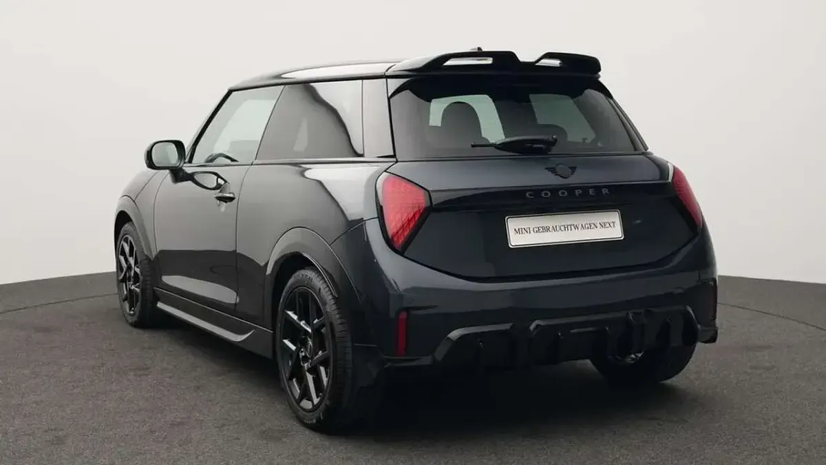Gebraucht Mini John Cooper Works 156 PS (114 kW) 2025 Grau Kleinwagen