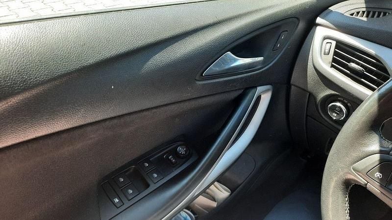 Gebraucht Opel Astra 105 PS (77 kW) 2021 Grau Kombi