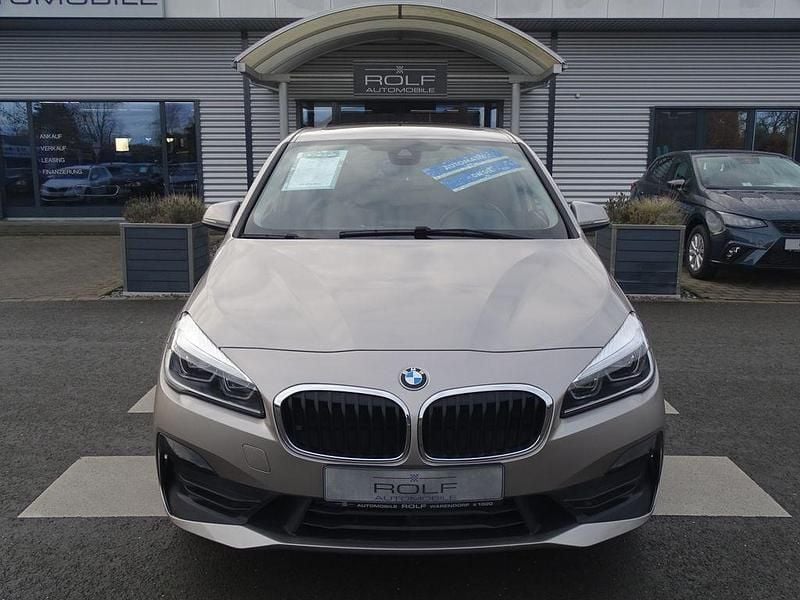 Gebraucht BMW 220 Active Tourer Advantage 190 PS (139 kW) 2021 Beige Van / Kleinbus