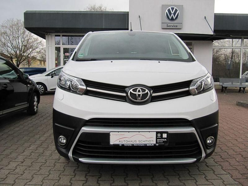Gebraucht Toyota Proace 122 PS (89 kW) 2021 Weiß Van / Kleinbus