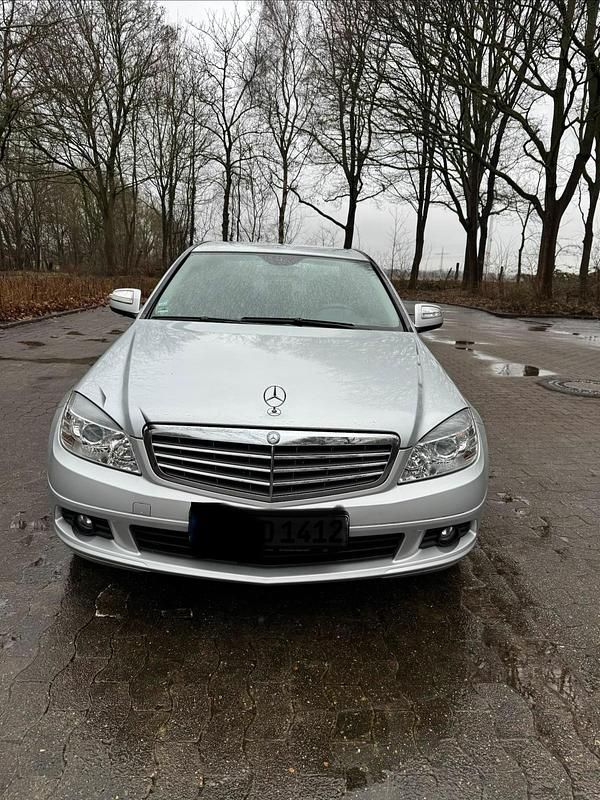 Gebraucht Mercedes C180 156 PS (114 kW) 2007 Silber Limousine