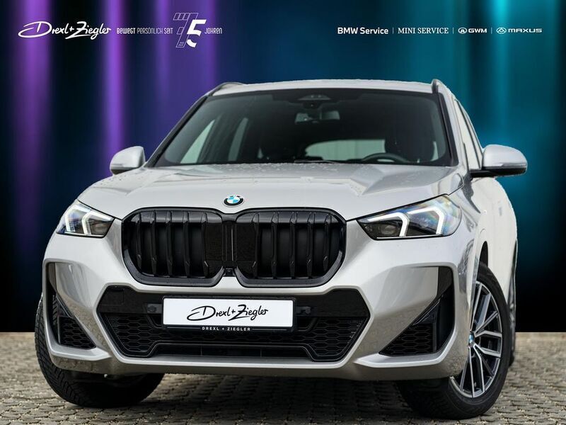 Spacesilvermetallic Gebraucht 2024 BMW X1 M Sport SUV | 48.990 € (Teuer) - Bild 1/4
